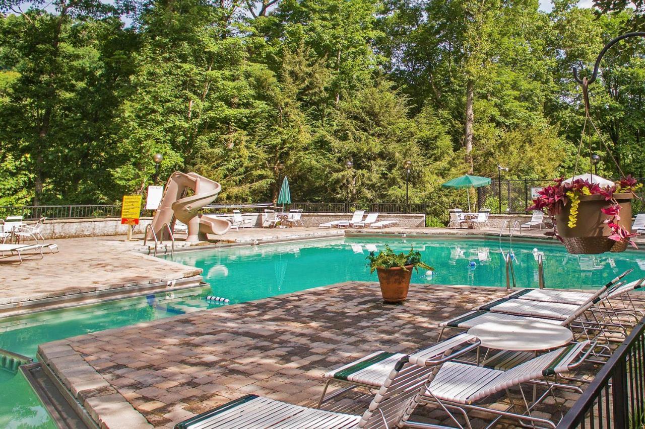 3 Bears Chalet Гатлінбург Екстер'єр фото