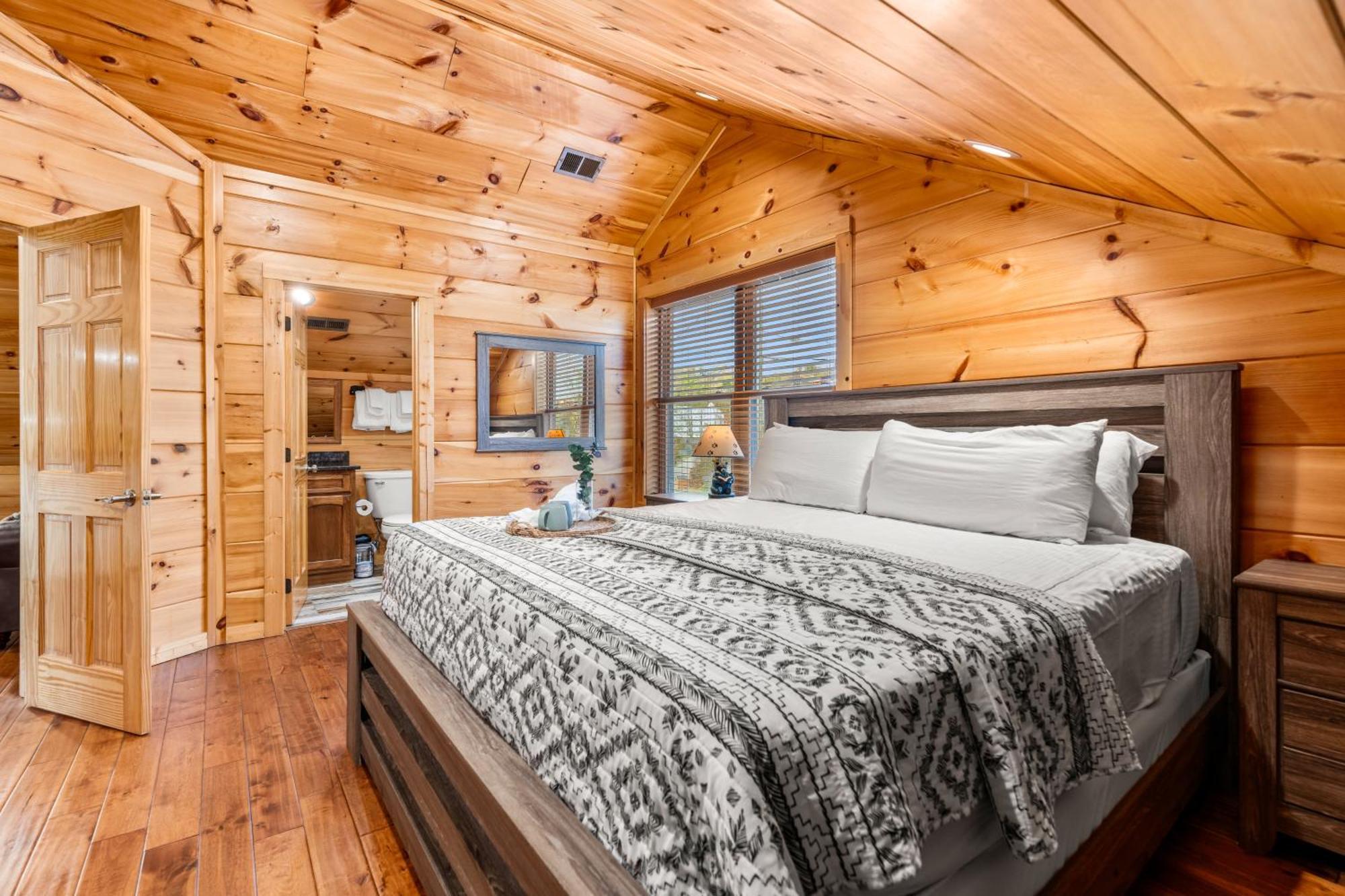 3 Bears Chalet Гатлінбург Екстер'єр фото