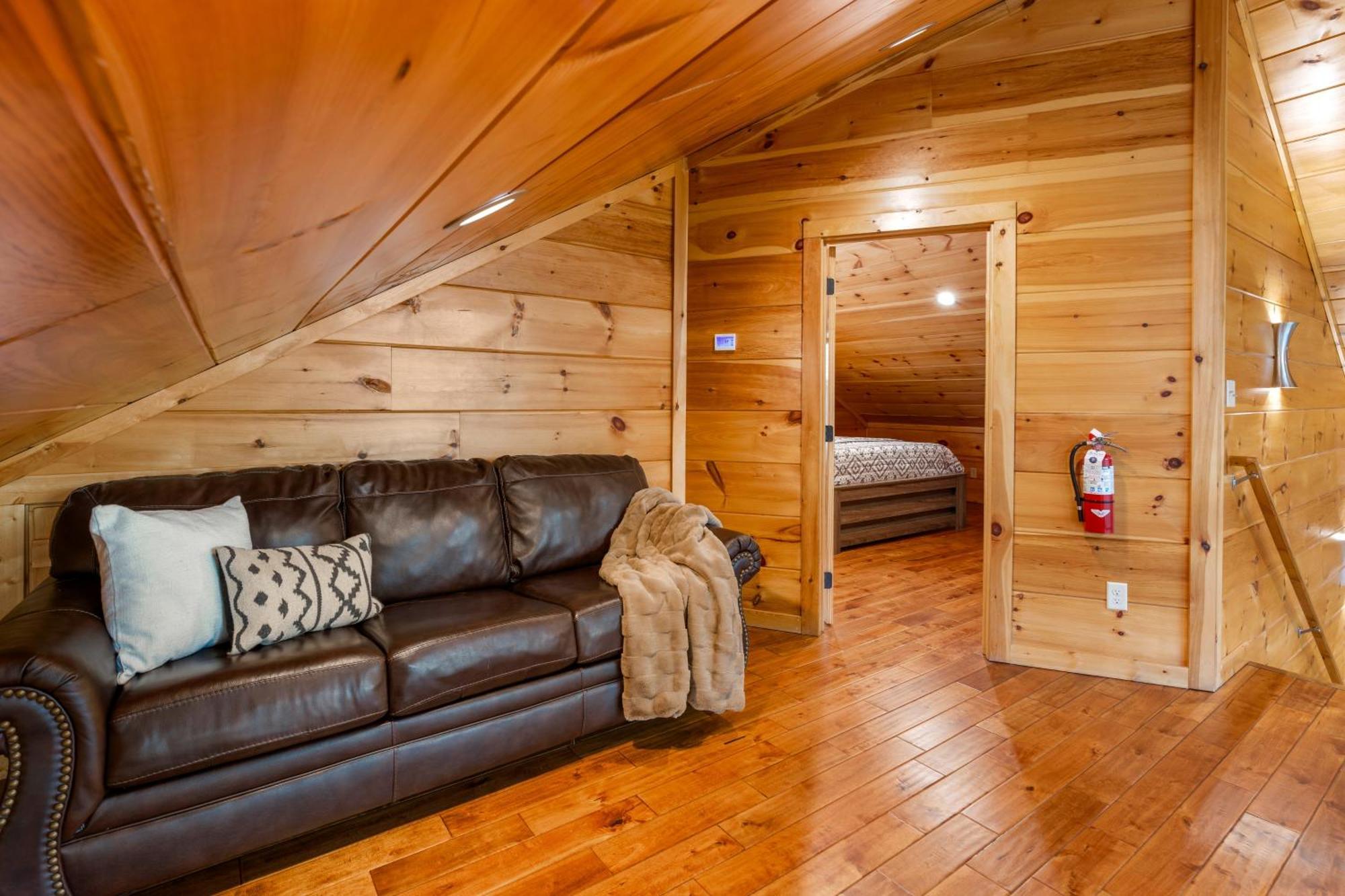 3 Bears Chalet Гатлінбург Екстер'єр фото