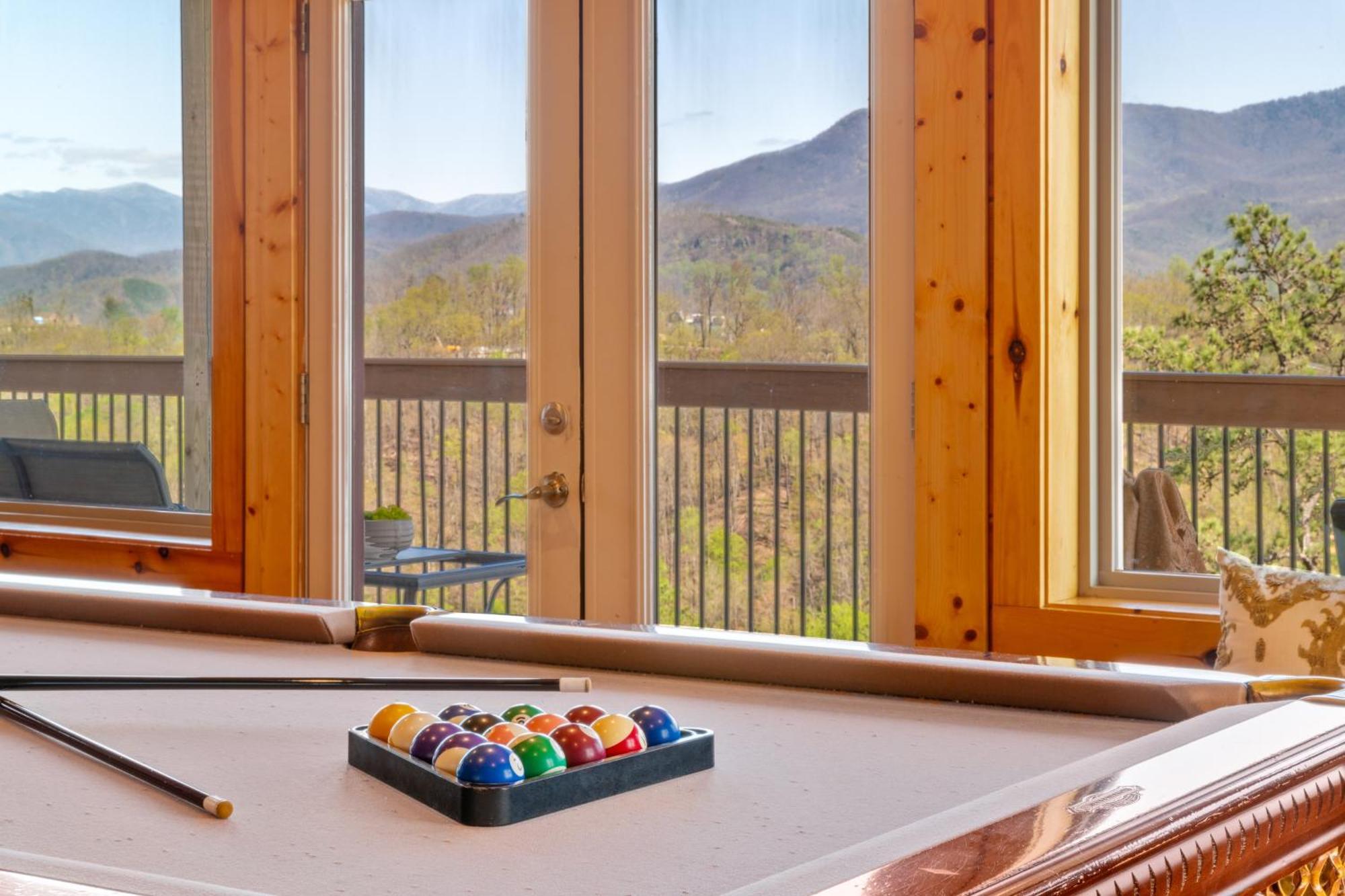 3 Bears Chalet Гатлінбург Екстер'єр фото